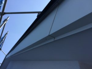 破風板ガルバリウムホワイト